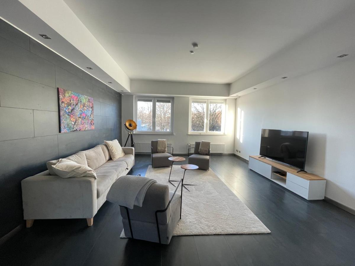 Truretreats Design Loft Fuer 8 Personen I Riesige Kueche I Echarger I 65Z Smarttv I 150Qm Daire Hamburg Dış mekan fotoğraf