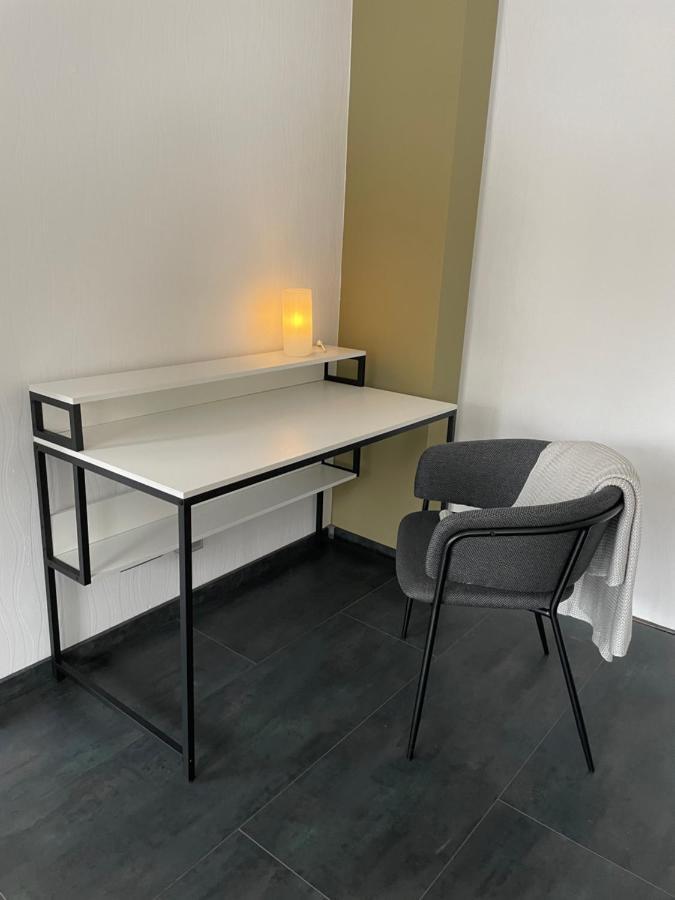 Truretreats Design Loft Fuer 8 Personen I Riesige Kueche I Echarger I 65Z Smarttv I 150Qm Daire Hamburg Dış mekan fotoğraf