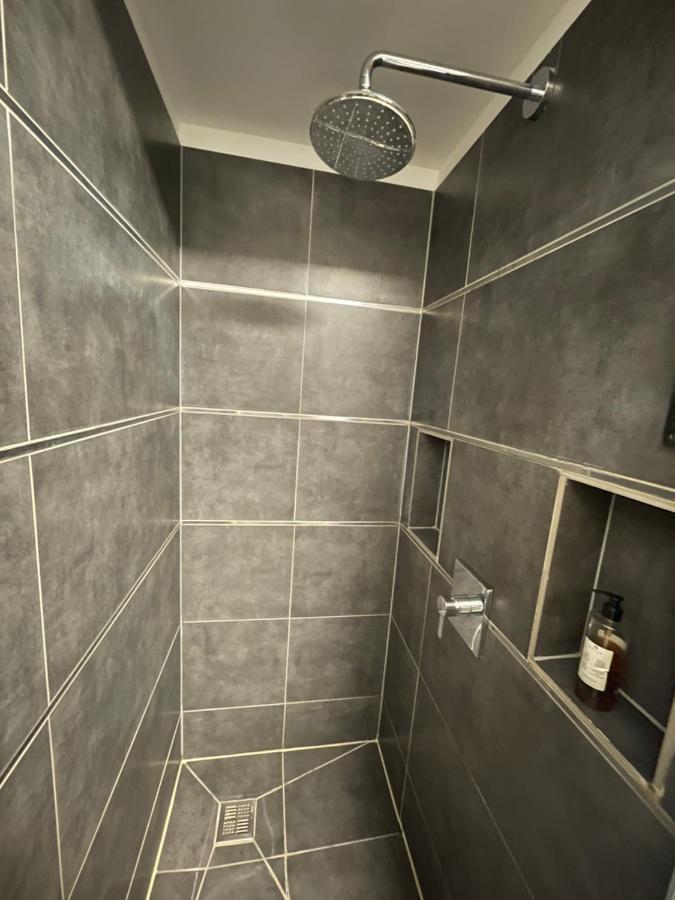 Truretreats Design Loft Fuer 8 Personen I Riesige Kueche I Echarger I 65Z Smarttv I 150Qm Daire Hamburg Dış mekan fotoğraf