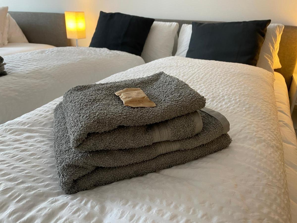 Truretreats Design Loft Fuer 8 Personen I Riesige Kueche I Echarger I 65Z Smarttv I 150Qm Daire Hamburg Dış mekan fotoğraf