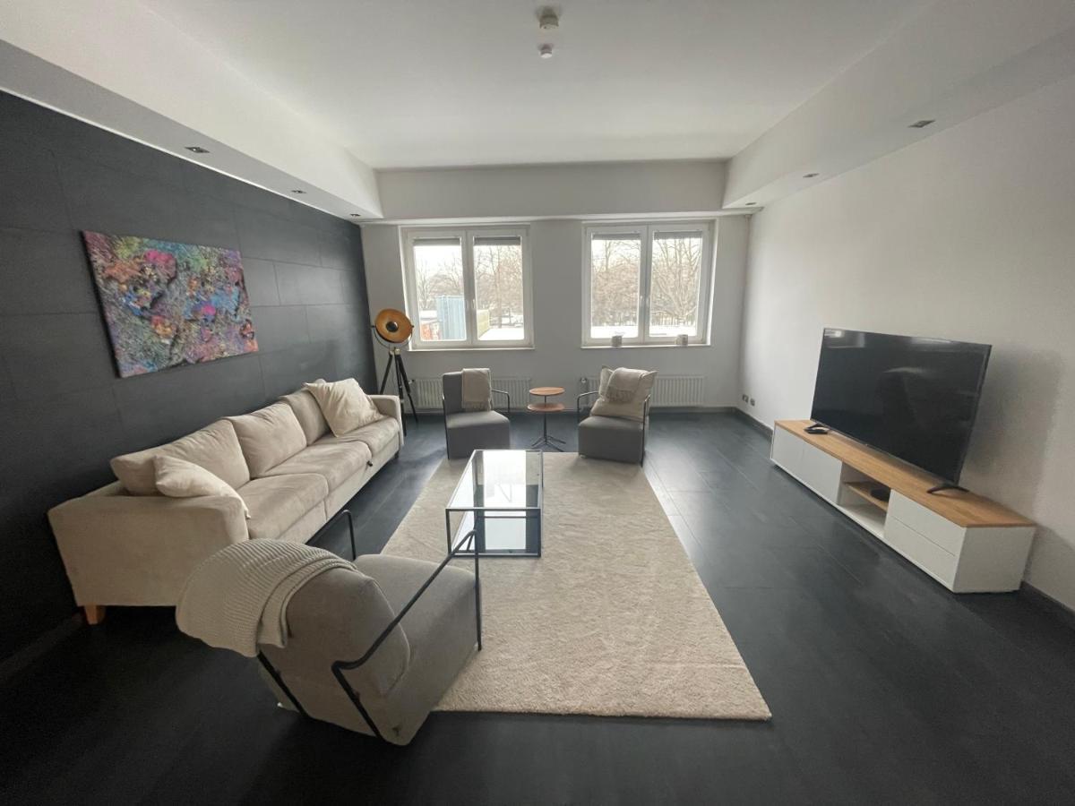 Truretreats Design Loft Fuer 8 Personen I Riesige Kueche I Echarger I 65Z Smarttv I 150Qm Daire Hamburg Dış mekan fotoğraf